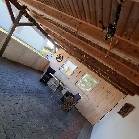 Klockenhagen 2 Apartment